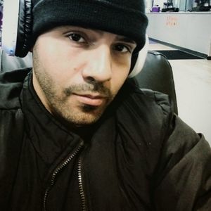 Meet your Posher, Derick